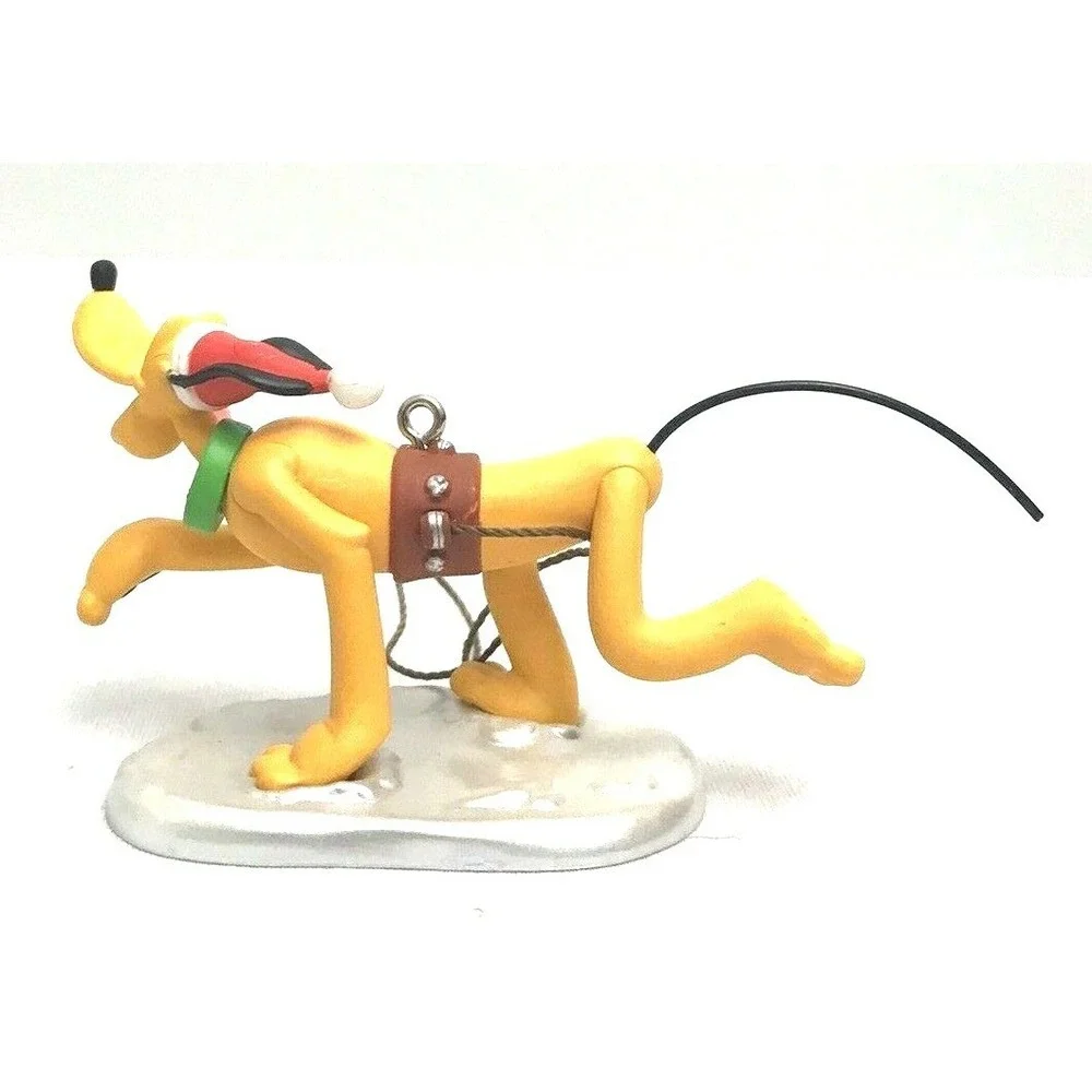 New Hallmark 2012 Disney Sled Pullin Pluto Ready Set Snow‎ Collectible Ornament